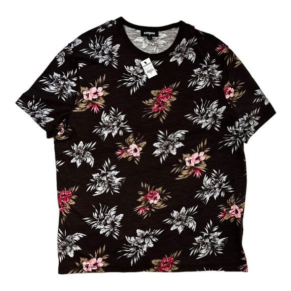 Express Other - ⭐️$5 SALE⭐️must be bundled
Express l NWT Floral Print Tee XL